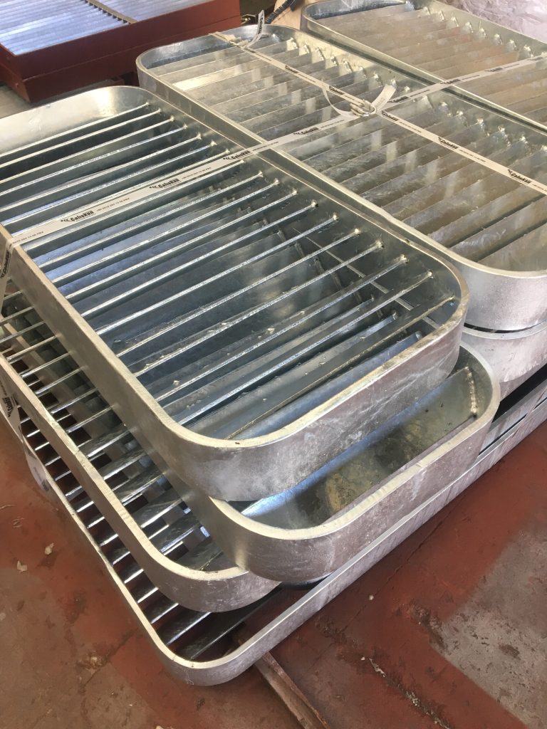 Menfez ve panjur imalatı